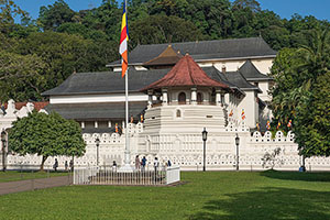 Temple of the Tooth Relic, Kandy